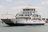 Kapal feri untuk jualan