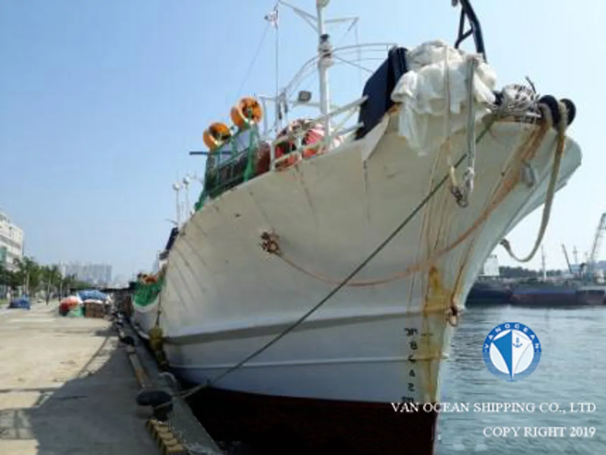 Kapal pencari sotong untuk dijual
