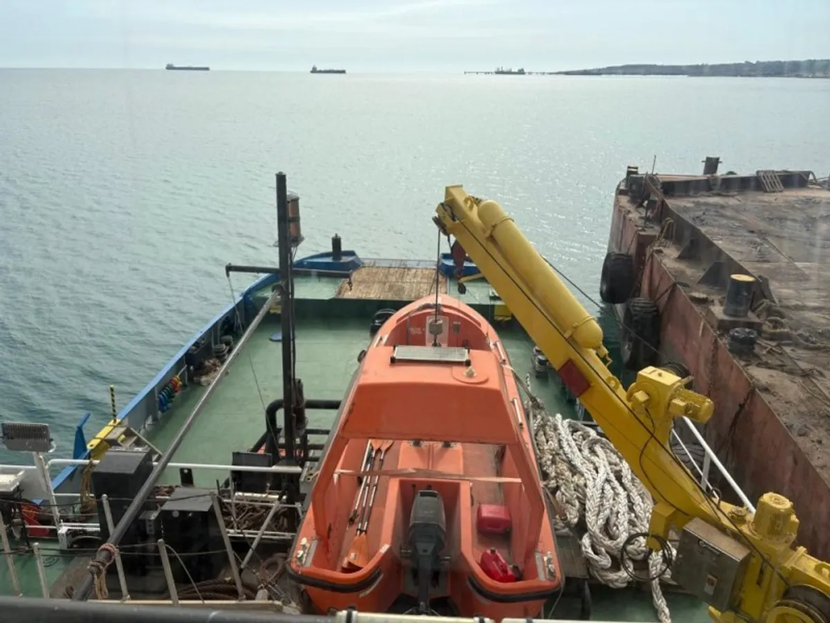 Kapal tunda untuk dijual