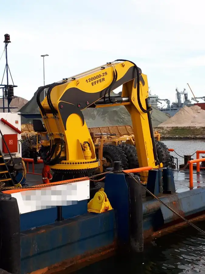 Kapal tunda untuk dijual