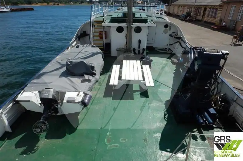 Kapal tinjauan untuk dijual