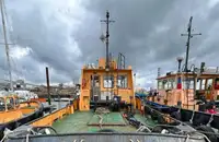 Kapal tunda untuk dijual