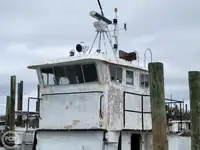 Kapal bekalan untuk dijual