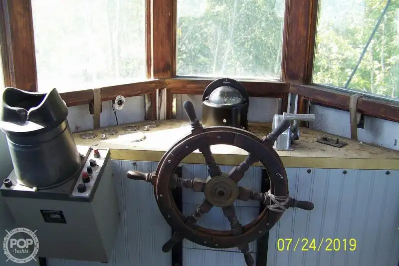Kapal tunda untuk dijual