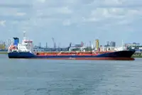 Oil/Chemical tanker untuk jualan