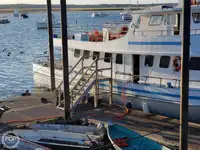 Kapal feri untuk dijual
