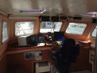 Kapal kerja untuk dijual