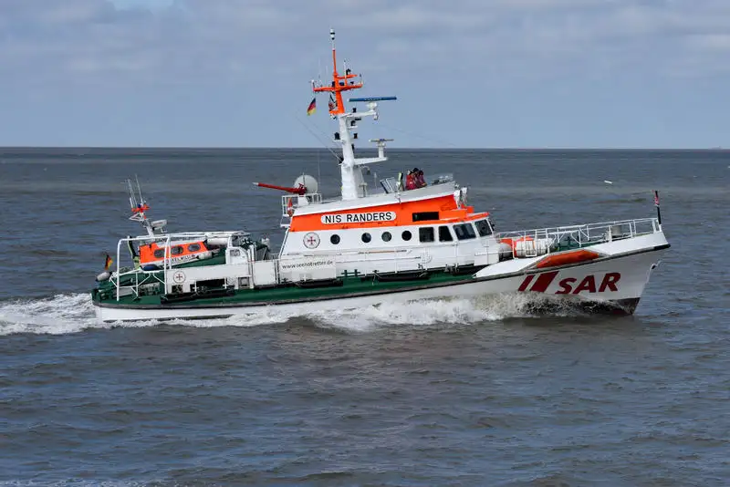 Kapal penyelamat untuk dijual