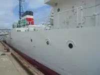 Kapal rondaan untuk dijual