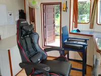 Kapal pendaratan, tangki untuk dijual