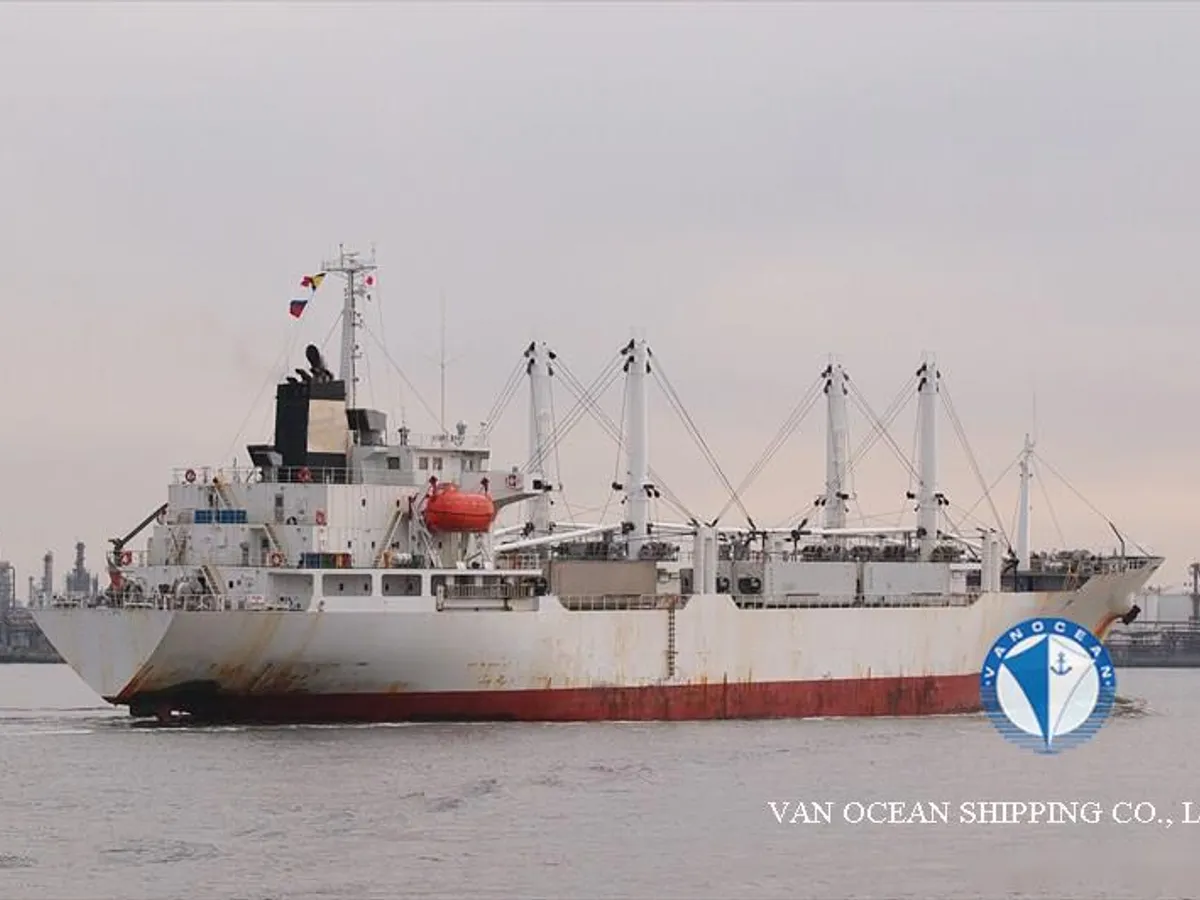 Kapal peti sejuk untuk dijual