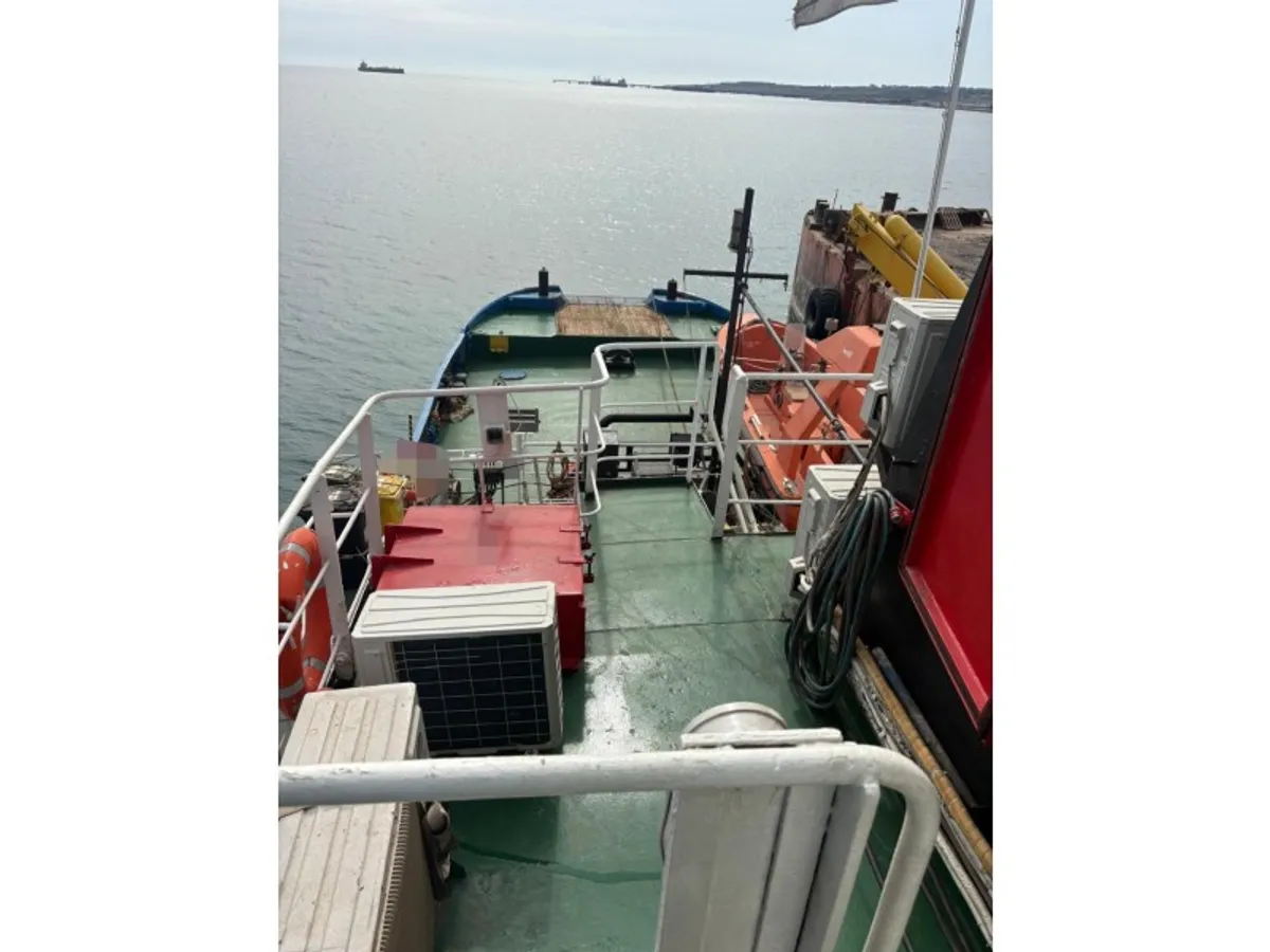 Kapal tunda untuk dijual