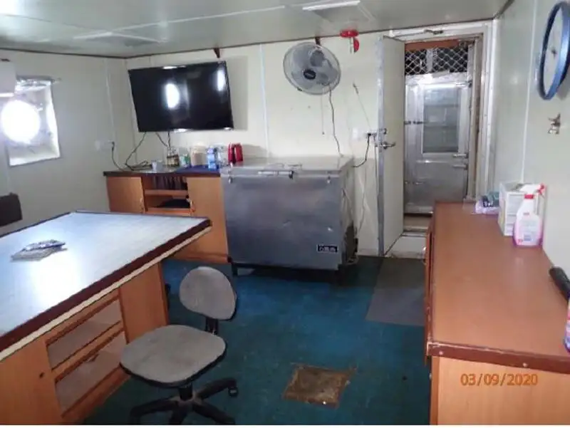 Kapal pendaratan, tangki untuk dijual