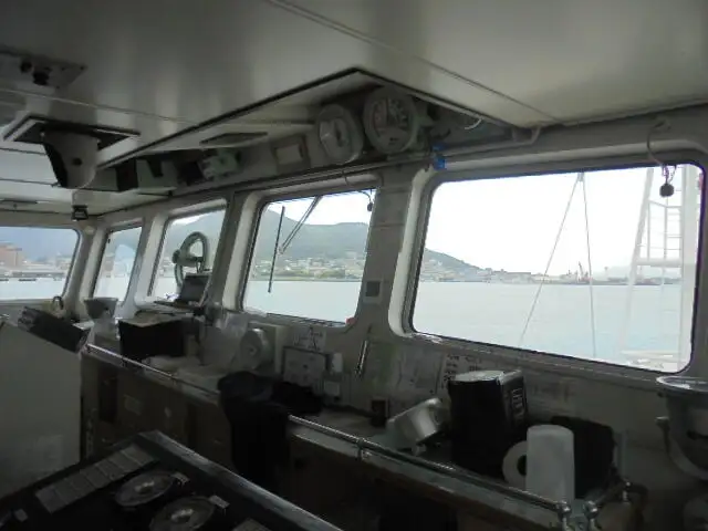 Kapal rondaan untuk dijual