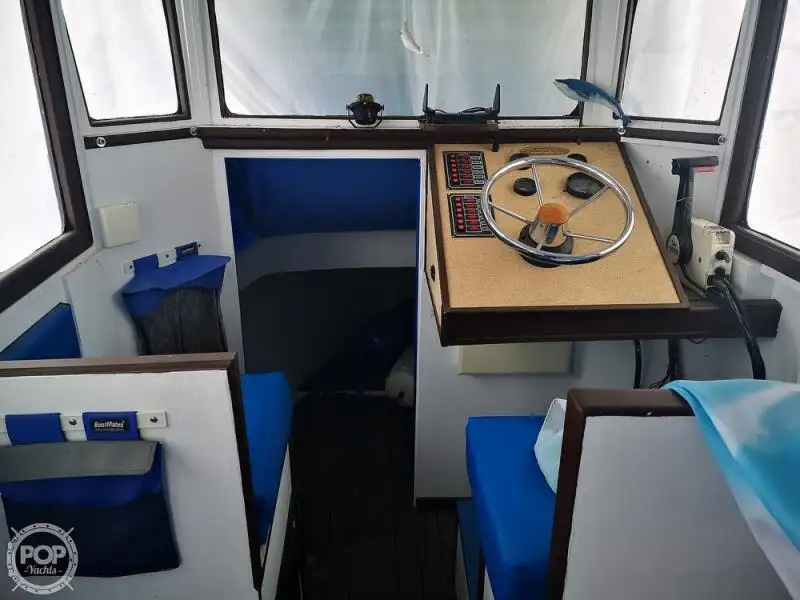 Kapal pemprosesan ikan untuk dijual