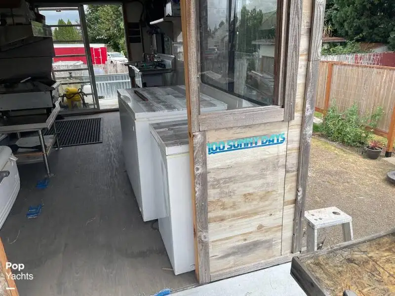 Kapal layar untuk dijual