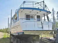 Kapal pelayaran untuk dijual