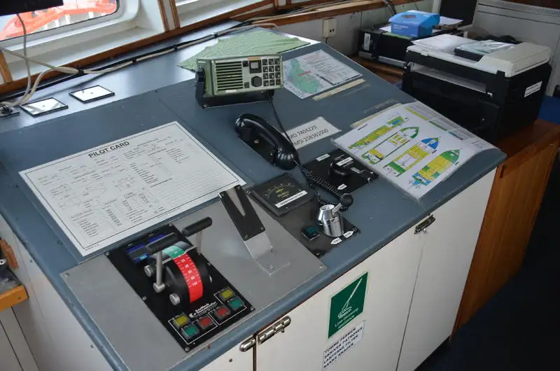 Kapal tunda untuk dijual