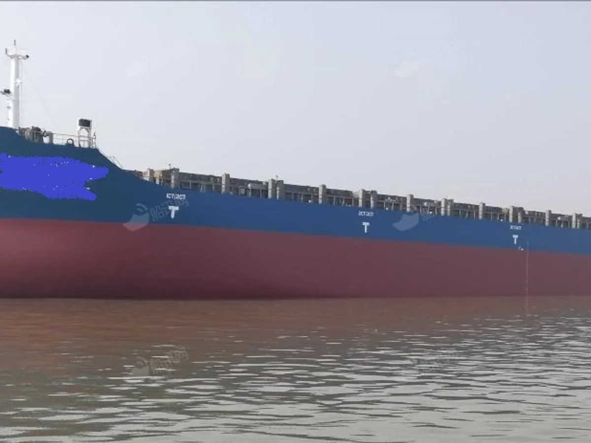 Kapal kontena untuk dijual