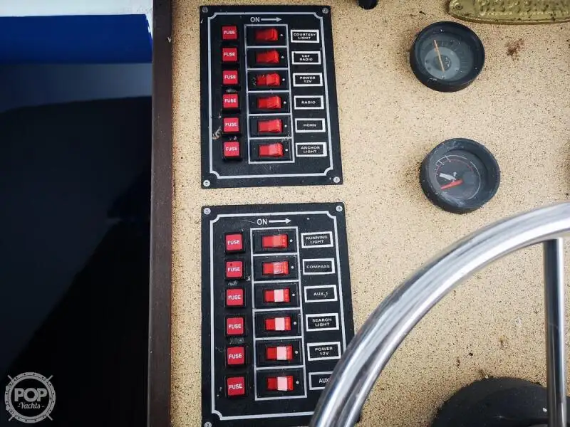 Kapal pemprosesan ikan untuk dijual