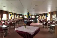 Kapal penumpang untuk jualan