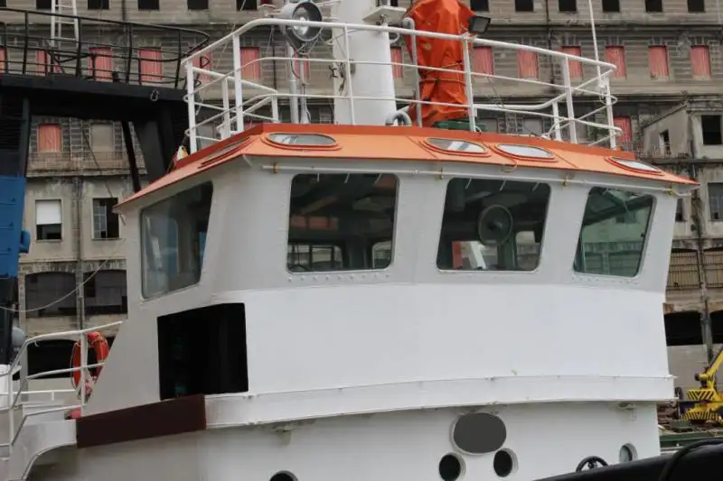 Kapal tunda untuk dijual