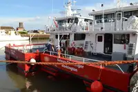 Kapal layar untuk dijual