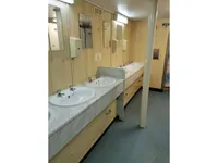 Kapal bekalan untuk dijual