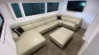 Kapal layar untuk dijual