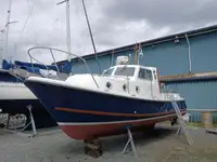 Kapal kerja untuk dijual