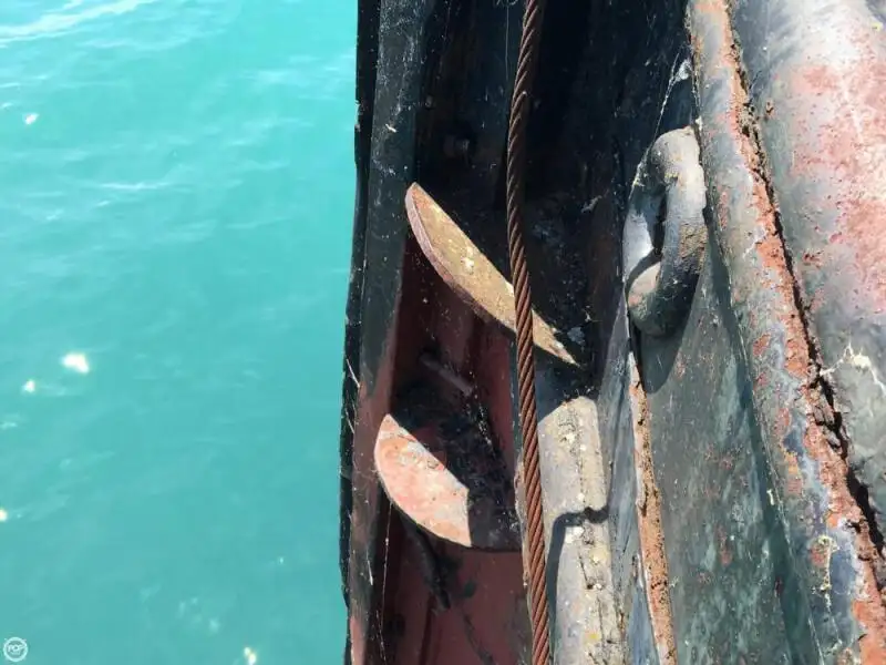 Kapal tunda untuk dijual