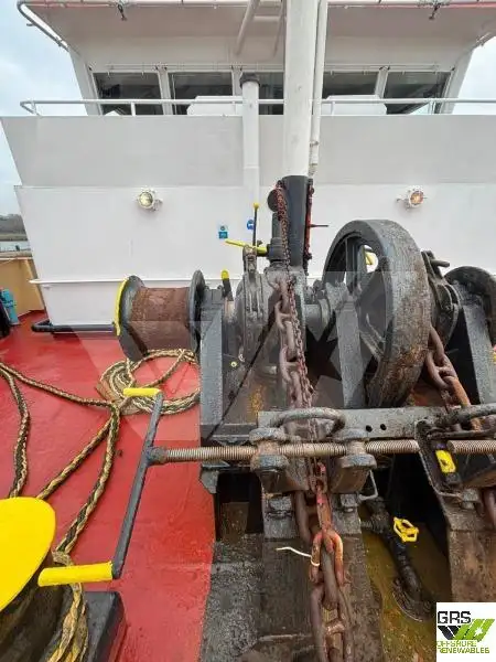 Kapal bekalan untuk dijual