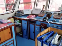 Kapal tinjauan untuk dijual