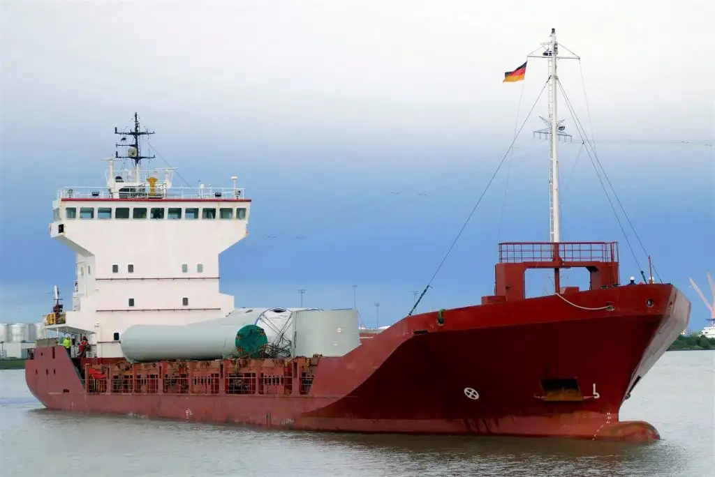 Kapal pengangkut pukal untuk dijual