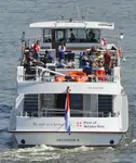 Kapal pelayaran untuk dijual
