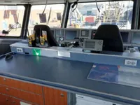 Kapal anak kapal untuk dijual