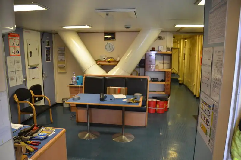 Kapal bekalan platform (PSV) untuk dijual