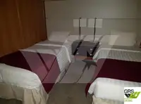 Kapal pelayaran untuk dijual