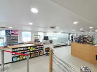 Kapal peti sejuk untuk dijual