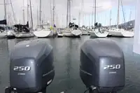 Kapal penyelamat untuk dijual