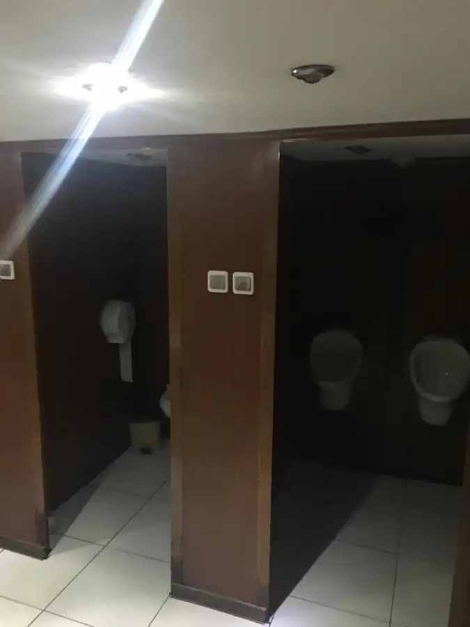 Kapal pelayaran untuk dijual