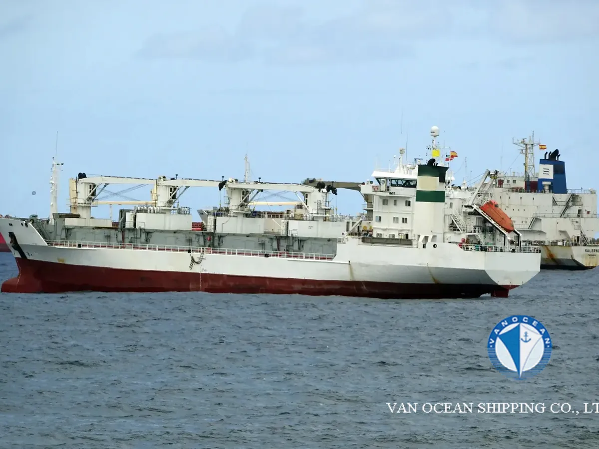Kapal peti sejuk untuk dijual