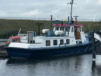 Kapal rondaan untuk dijual