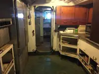 Kapal pendaratan, tangki untuk dijual