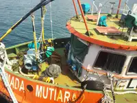 Kapal kerja untuk dijual