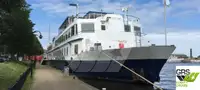 Kapal pelayaran untuk dijual
