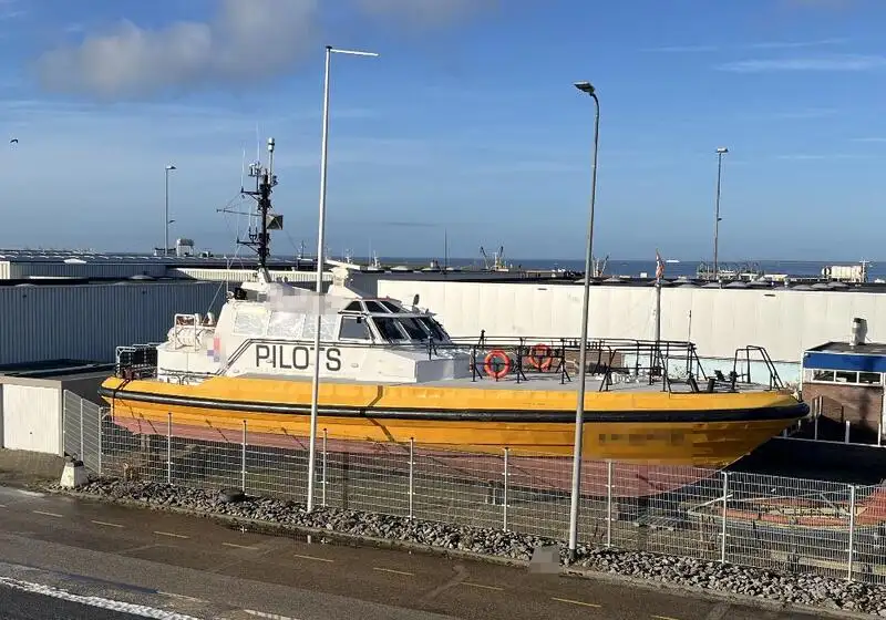 Kapal pandu untuk dijual