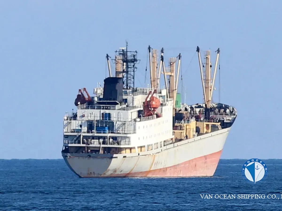 Kapal peti sejuk untuk dijual