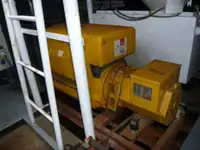 Kapal rondaan untuk dijual