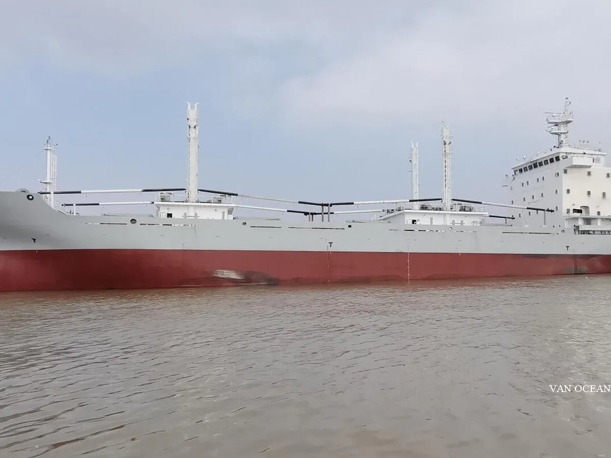 Kapal peti sejuk untuk dijual